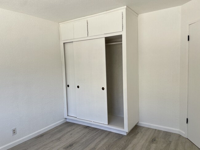 Foto del edificio - 1944 Placer Dr