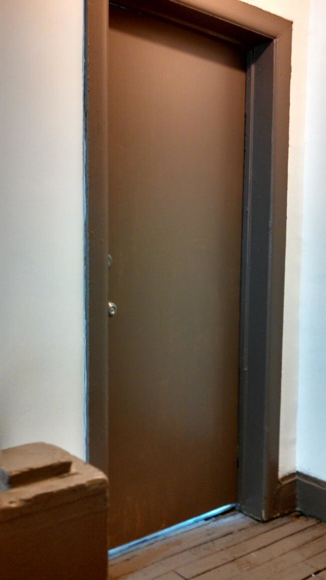 Foto del edificio - 221 Renner St