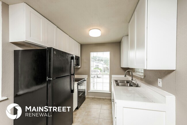 Building Photo - 9921 Cedar Mountain Cir