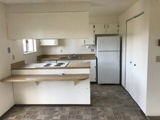 Building Photo - Springfield Duplex