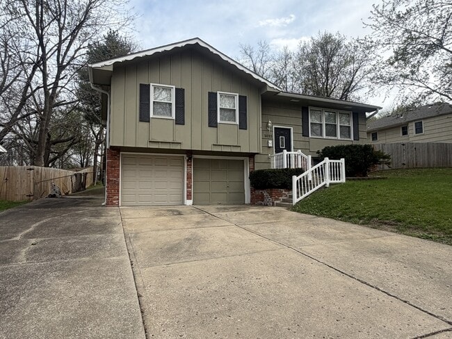 Foto del edificio - 5035 Overton Ave