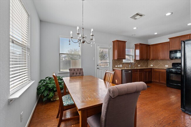 Foto del edificio - 14434 Cypress Meadows Dr