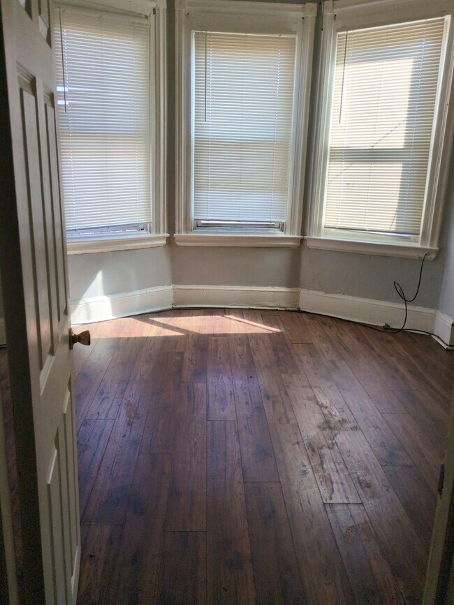 Foto del edificio - 714 E 22nd St