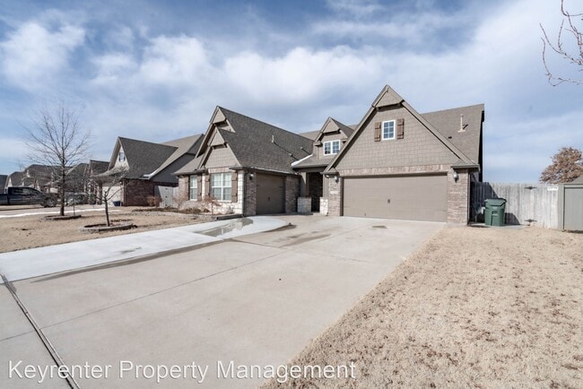 Building Photo - 4 br, 2 bath House - 15509 E 88th St N