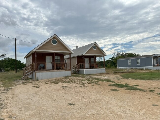 Building Photo - 2440 TX-16