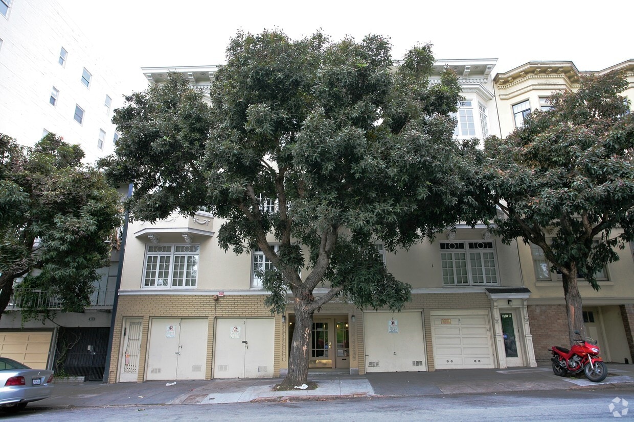 Building Photo - 651 Scott St