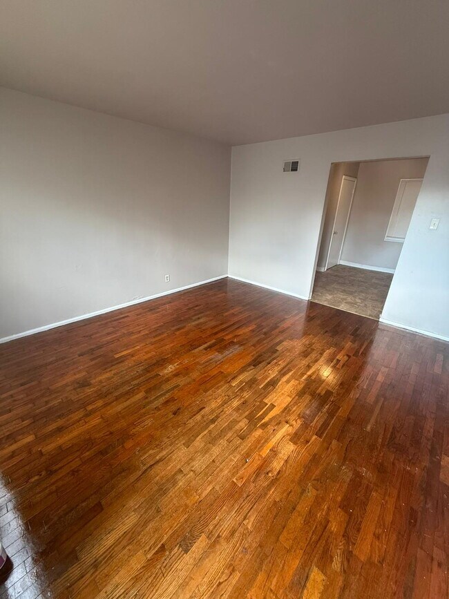 Foto del edificio - Cozy 3-Bed, 1-Bath Home in St. Louis – Move-In Ready!