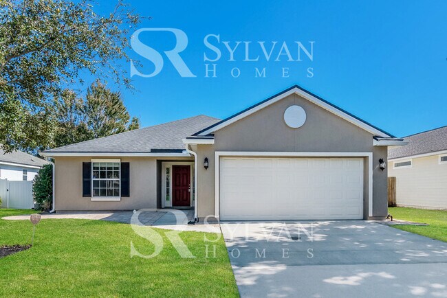 Foto del edificio - Don't miss out on this lovely 3BR 2BA home