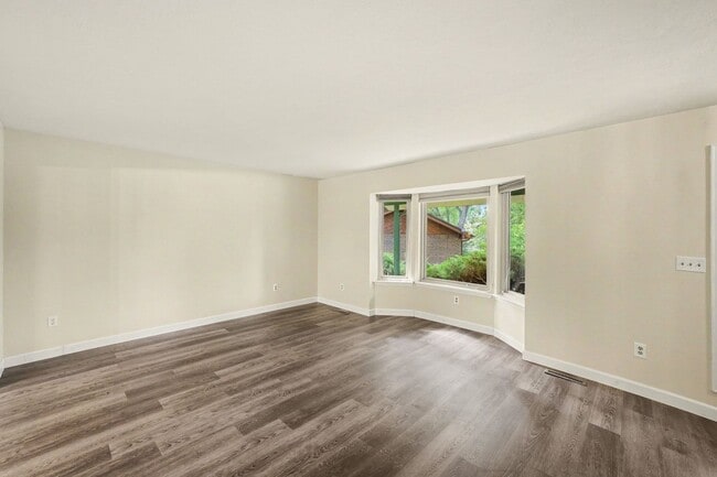 Building Photo - 7980 S Harrison Cir