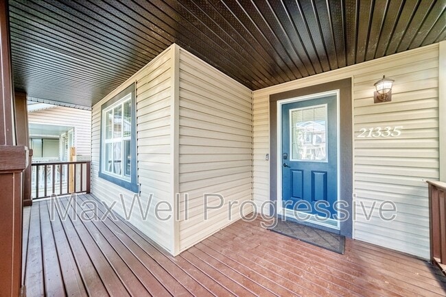 Building Photo - 21335-2191A 91A Ave NW