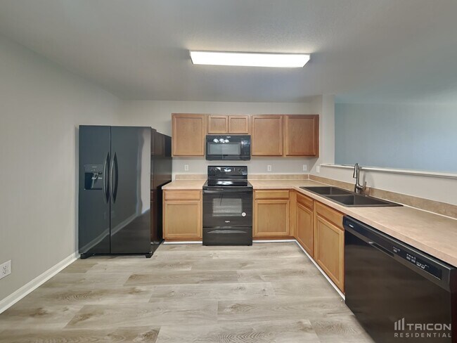 Building Photo - 7911 Mustang Canyon San Antonio TX
