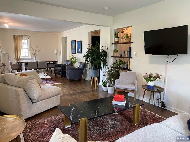 Foto del edificio - 0- 87-87 Fairlawn Pkwy