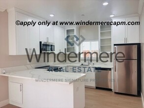 Building Photo - 5453 Bradford Dr