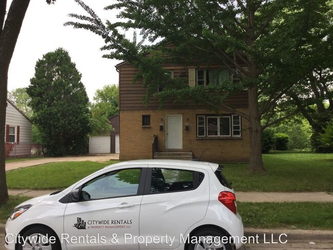 Building Photo - 4483 N 46th St