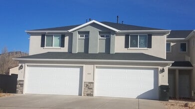Building Photo - 430 N 400 W