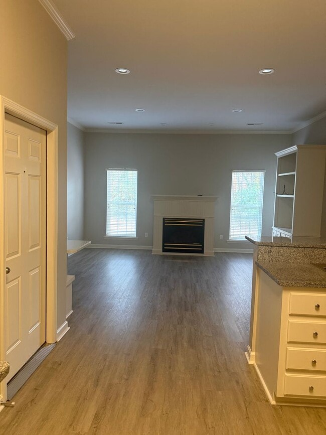 Foto del edificio - 3 Bedroom, 2 Bathroom - Florence, AL * Forest Hills Community *