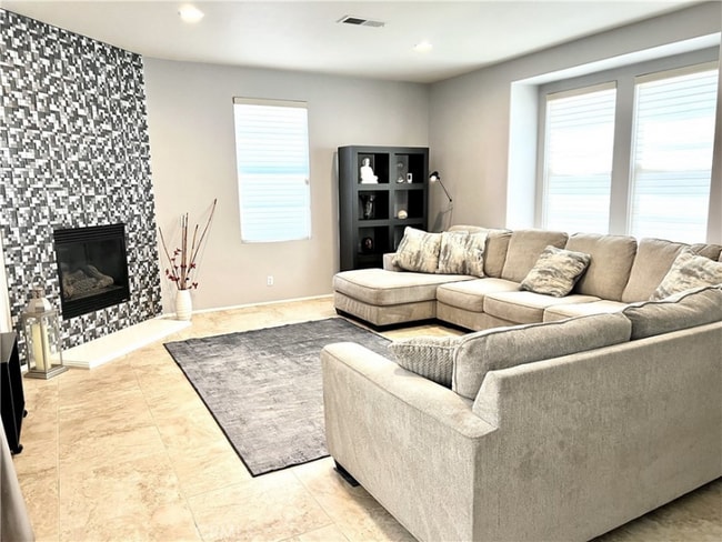 Building Photo - 10382 Sparkling Dr