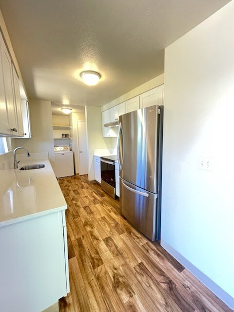Kitchen - 10971 SW Hall Blvd