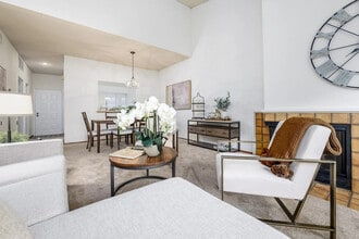 Building Photo - 4681 Albany Cir