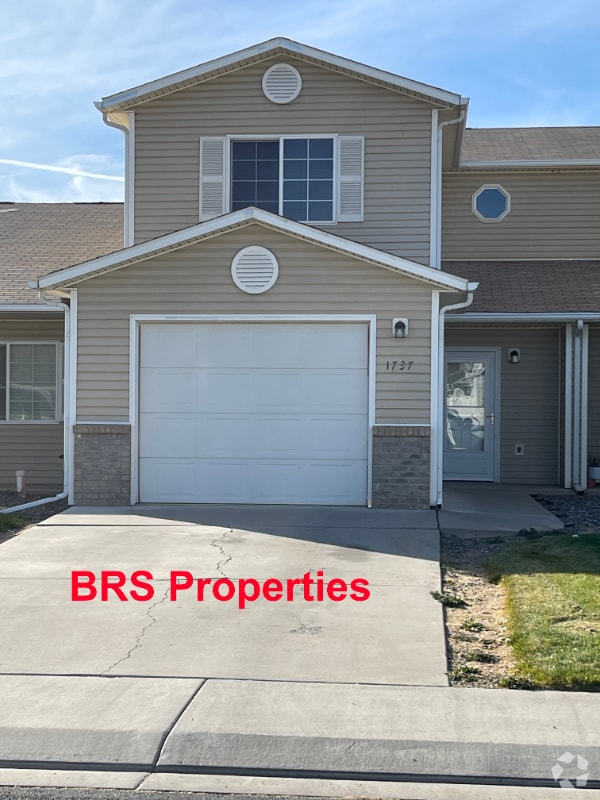 Building Photo - 1737 Christopher Way