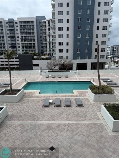 Building Photo - 140 S Dixie Hwy
