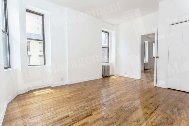 Foto del edificio - 253 E 52nd St