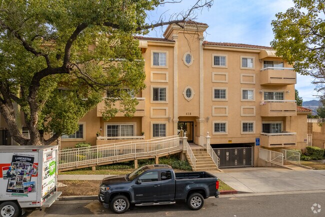 Foto del edificio - 428 E Santa Anita Ave