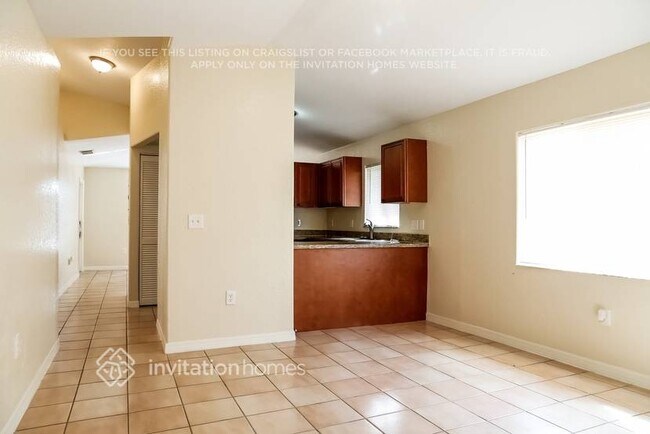Building Photo - 9991 NW 126th Terrace