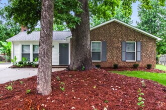 Building Photo - 6636 Piney Path Rd