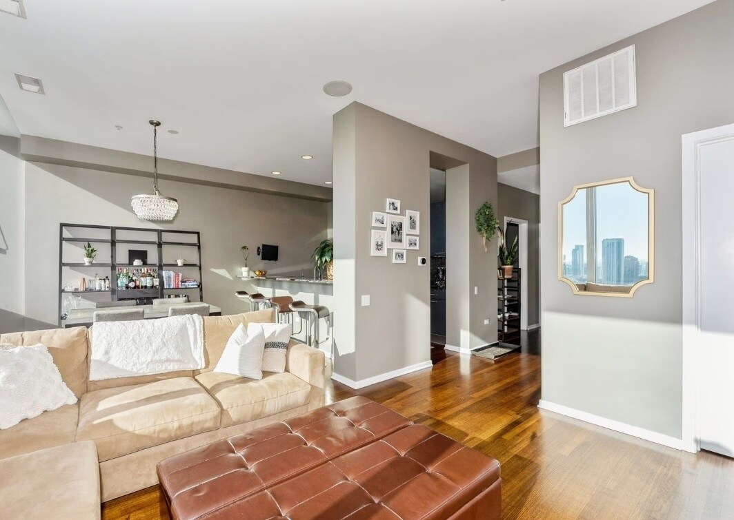 Foto principal - 1530 S State St