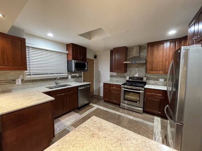Building Photo - 3745 Gregory Dr