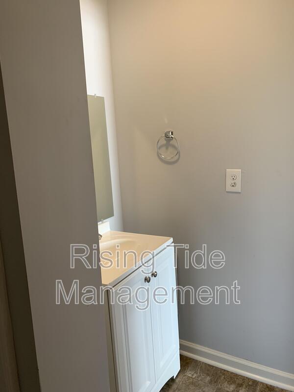 Foto del edificio - 928 5 Mile Rd