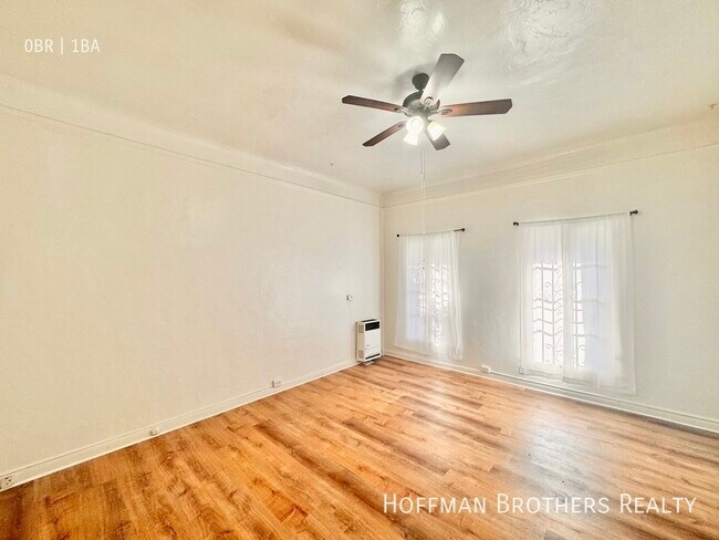 Foto del edificio - 608 S Dunsmuir Ave