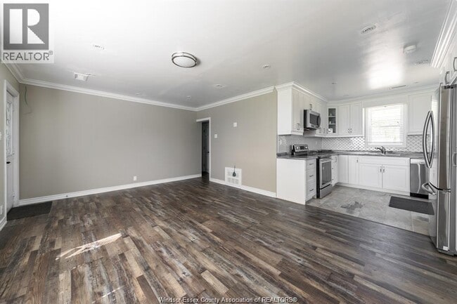 Building Photo - 92 Pulley Rd