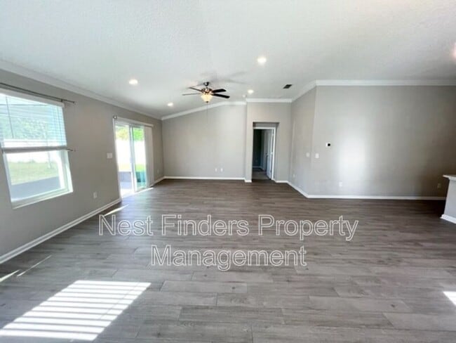 Building Photo - 33 Pickett Dr