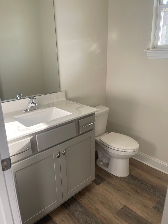 Building Photo - 5543 Harris Cove Dr