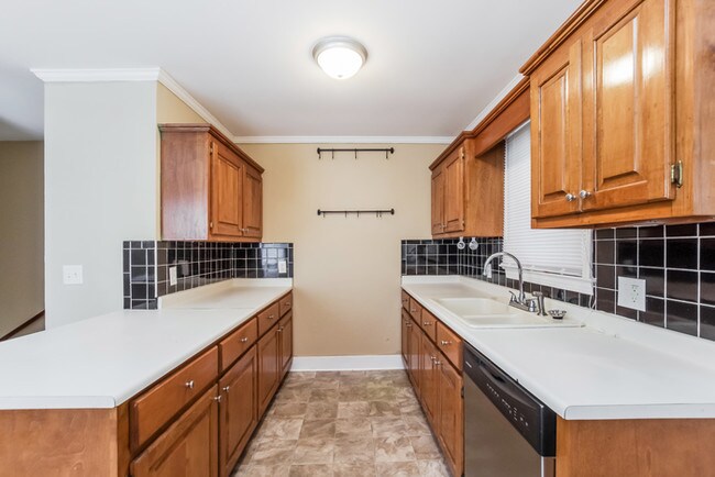 Foto del edificio - Quiet Greenville Location!