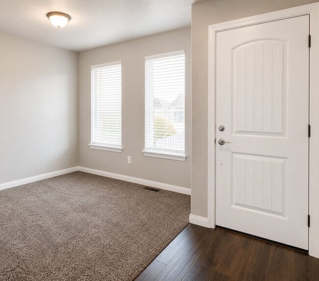 Building Photo - 6442 Chaplin Dr