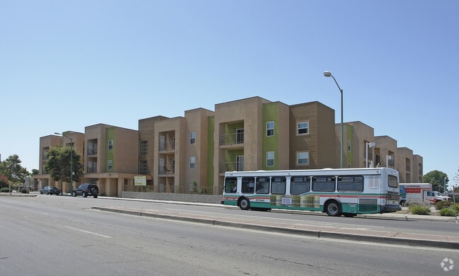 Foto del edificio - Brookfield Place Apartments