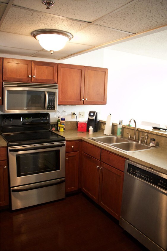 Foto principal - 151 E Washington St