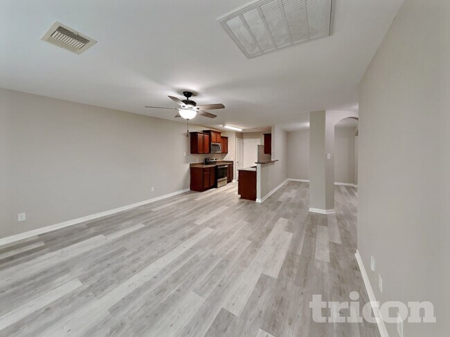 Foto del edificio - 32608 Decker Creek Dr