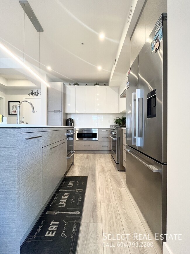 Building Photo - 45500 Market Way