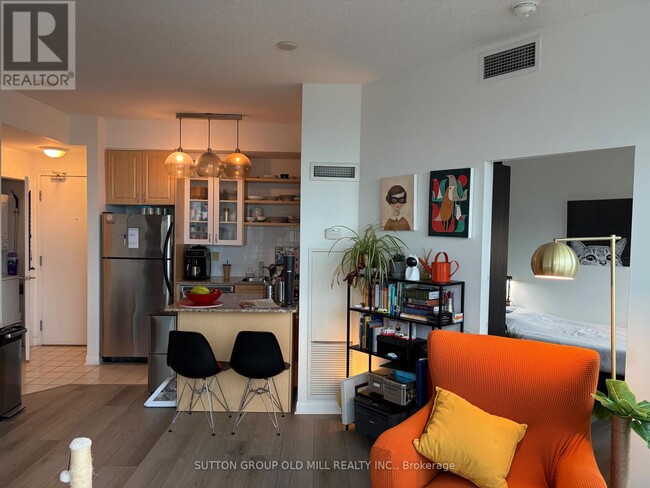 Building Photo - 600 Fleet St