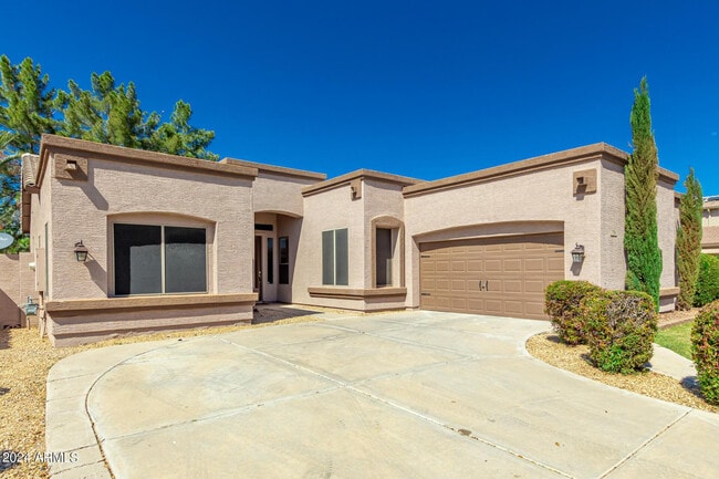 Building Photo - 756 W Citrus Way