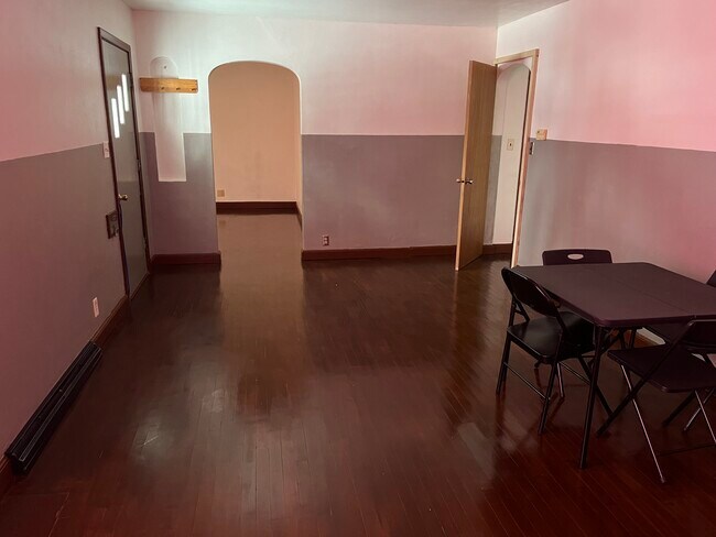 Foto del edificio - 152 N Washington St