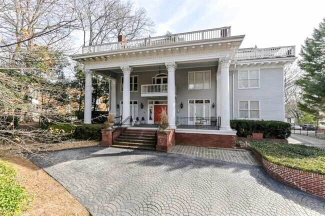 Foto del edificio - 893 Piedmont Ave NE