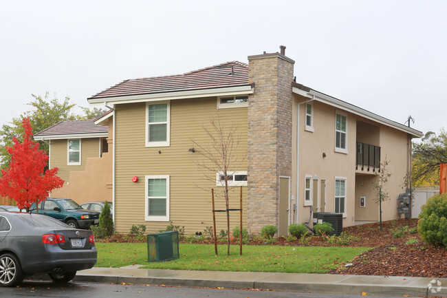 Building Photo - Callen Street Apartments