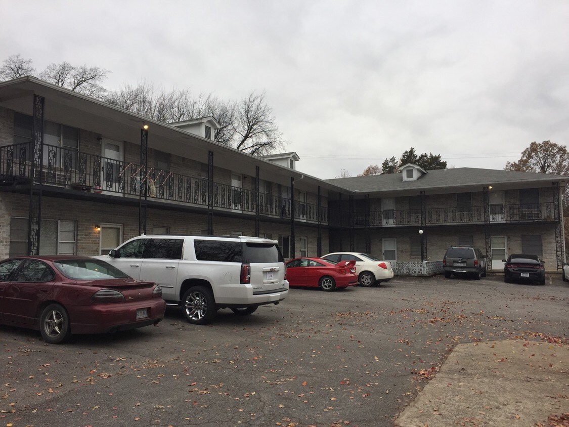 Foto principal - 802 S 25th St