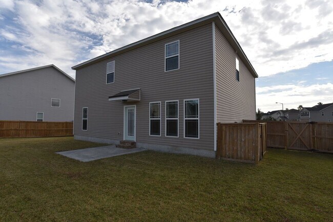 Building Photo - 179 Byron Drive * Richmond Hill, GA