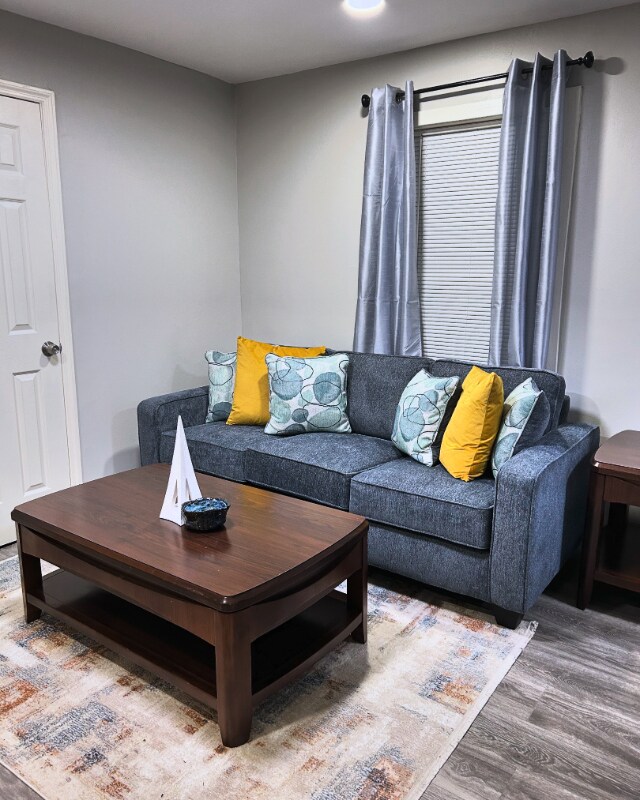 Foto principal - 807 Pine St